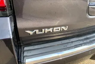 GMC Yukon 2015 4x2 Denali 4 puertas SUV