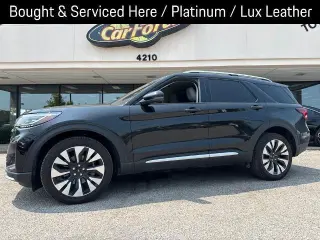 Ford Explorer 2025 AWD Platinum 4 puertas SUV