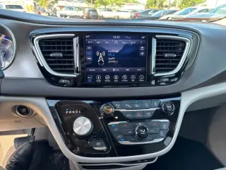 Chrysler Pacifica 2019 Touring L 4 puertas Minivan