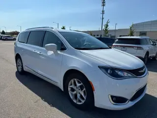 Chrysler Pacifica 2019 Touring L 4 puertas Minivan