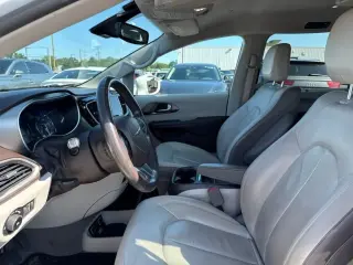 Chrysler Pacifica 2019 Touring L 4 puertas Minivan