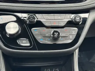 Chrysler Pacifica 2025 Limited 4 puertas Minivan