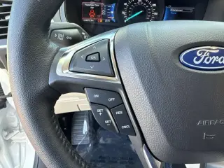 Ford Edge 2023 AWD Titanium 4 puertas Crossover