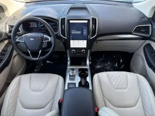 Ford Edge 2023 AWD Titanium 4 puertas Crossover