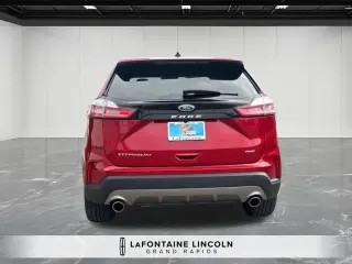 Ford Edge 2023 AWD Titanium 4 puertas Crossover
