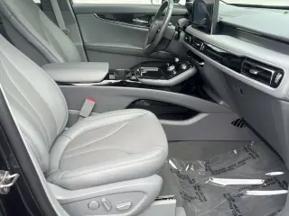 Lincoln Nautilus 2023 AWD Reserve 4 puertas SUV