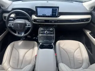 Lincoln Nautilus 2023 AWD Reserve 4 puertas SUV