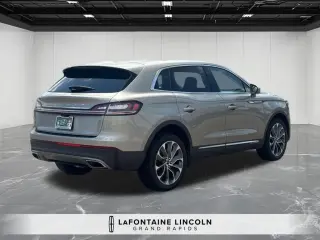 Lincoln Nautilus 2023 AWD Reserve 4 puertas SUV