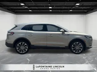 Lincoln Nautilus 2023 AWD Reserve 4 puertas SUV