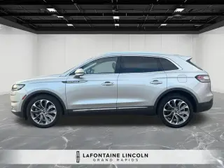 Lincoln Nautilus 2023 AWD Reserve 4 puertas SUV