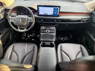 Lincoln Nautilus 2023 AWD Reserve 4 puertas SUV