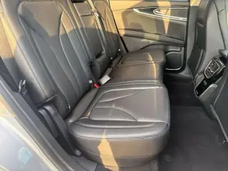 Lincoln Nautilus 2023 AWD Reserve 4 puertas SUV