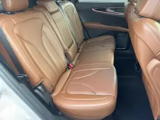 Lincoln Nautilus 2023 AWD Reserve 4 puertas SUV