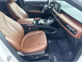 Lincoln Nautilus 2023 AWD Reserve 4 puertas SUV