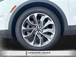 Lincoln Nautilus 2023 AWD Reserve 4 puertas SUV