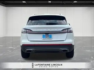 Lincoln Nautilus 2023 AWD Reserve 4 puertas SUV