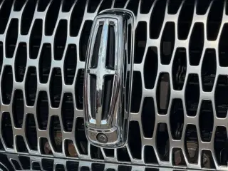 Lincoln Nautilus 2023 AWD Reserve 4 puertas SUV