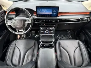 Lincoln Nautilus 2023 AWD Reserve 4 puertas SUV