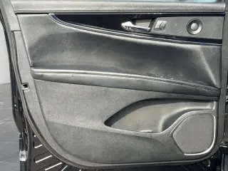 Lincoln Nautilus 2023 AWD Reserve 4 puertas SUV