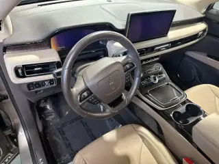 Lincoln Nautilus 2023 AWD Reserve 4 puertas SUV
