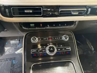 Lincoln Nautilus 2023 AWD Reserve 4 puertas SUV
