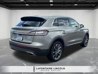 Lincoln Nautilus 2023 AWD Reserve 4 puertas SUV