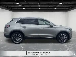Lincoln Nautilus 2023 AWD Reserve 4 puertas SUV