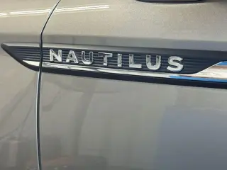 Lincoln Nautilus 2023 AWD Reserve 4 puertas SUV