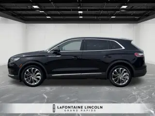 Lincoln Nautilus 2023 AWD Reserve 4 puertas SUV