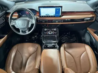 Lincoln Nautilus 2023 AWD Reserve 4 puertas SUV