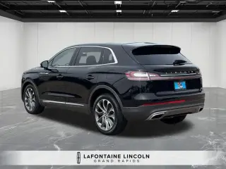 Lincoln Nautilus 2023 AWD Reserve 4 puertas SUV