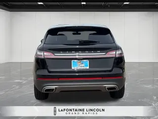 Lincoln Nautilus 2023 AWD Reserve 4 puertas SUV