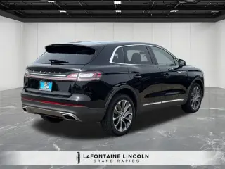 Lincoln Nautilus 2023 AWD Reserve 4 puertas SUV