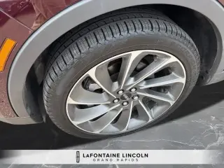 Lincoln Nautilus 2023 AWD Reserve 4 puertas SUV
