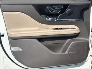 Lincoln Corsair 2024 AWD Premiere 4 puertas SUV