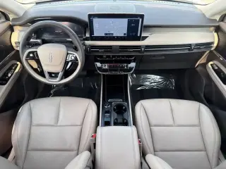 Lincoln Corsair 2024 AWD Premiere 4 puertas SUV