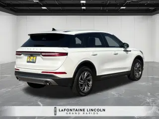 Lincoln Corsair 2024 AWD Premiere 4 puertas SUV