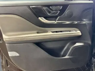 Lincoln Corsair 2023 AWD Estándar 4 puertas SUV