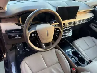 Lincoln Corsair 2023 AWD Reserve 4 puertas SUV