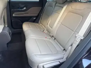Lincoln Corsair 2023 AWD Reserve 4 puertas SUV