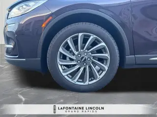Lincoln Corsair 2023 AWD Reserve 4 puertas SUV