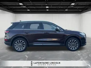 Lincoln Corsair 2023 AWD Reserve 4 puertas SUV