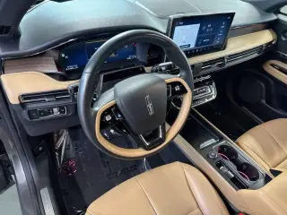 Lincoln Corsair 2023 AWD Reserve 4 puertas SUV