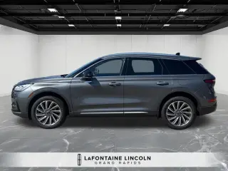 Lincoln Corsair 2023 AWD Reserve 4 puertas SUV