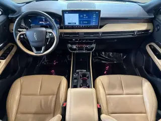 Lincoln Corsair 2023 AWD Reserve 4 puertas SUV