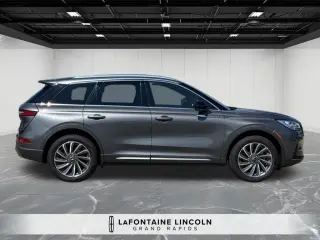 Lincoln Corsair 2023 AWD Reserve 4 puertas SUV