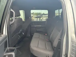 Ford F-150 2023 4x4 XLT 4 puertas SuperCrew 5.5 pies. SB