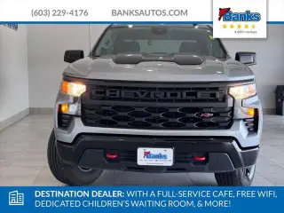 Chevrolet Silverado 1500 2024 4x4 Custom Trail Boss 4 puertas Cabina Crew 5.8 pies. SB