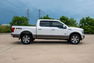 Ford F-150 2018 4x4 King Ranch 4 puertas SuperCrew 5.5 pies. SB