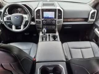 Ford F-150 2020 4x4 Lariat 4 puertas SuperCrew 5.5 pies. SB